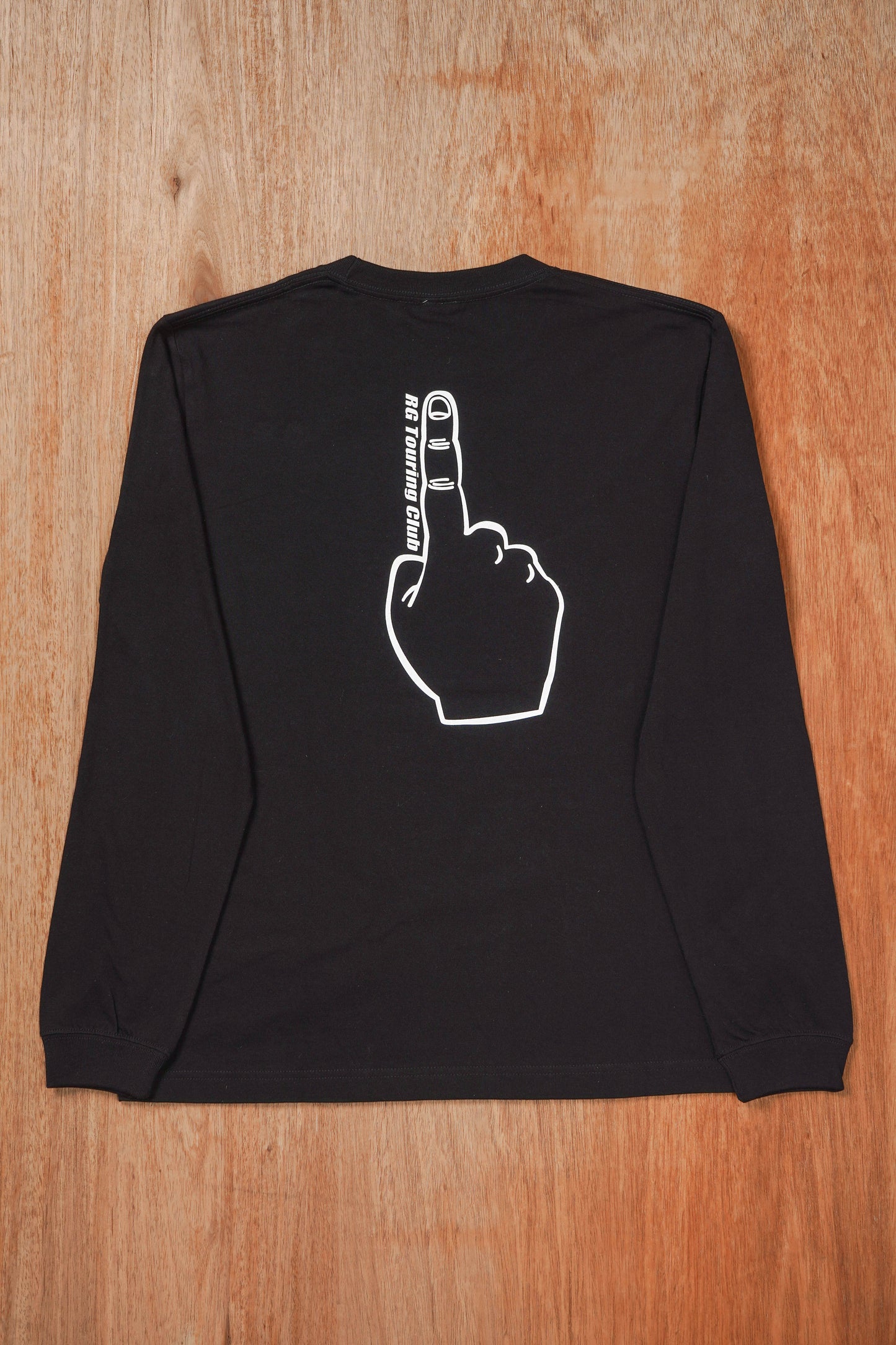 RGTC ロングTシャツ 胸には筆記体ロゴ、背中には定番の指がプリントされております 黒 バックプリント