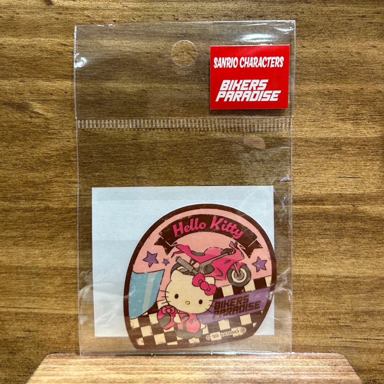 ハローキティ  ヘルメット型ステッカー サンリオキャラクターズ×バイカーズパラダイス